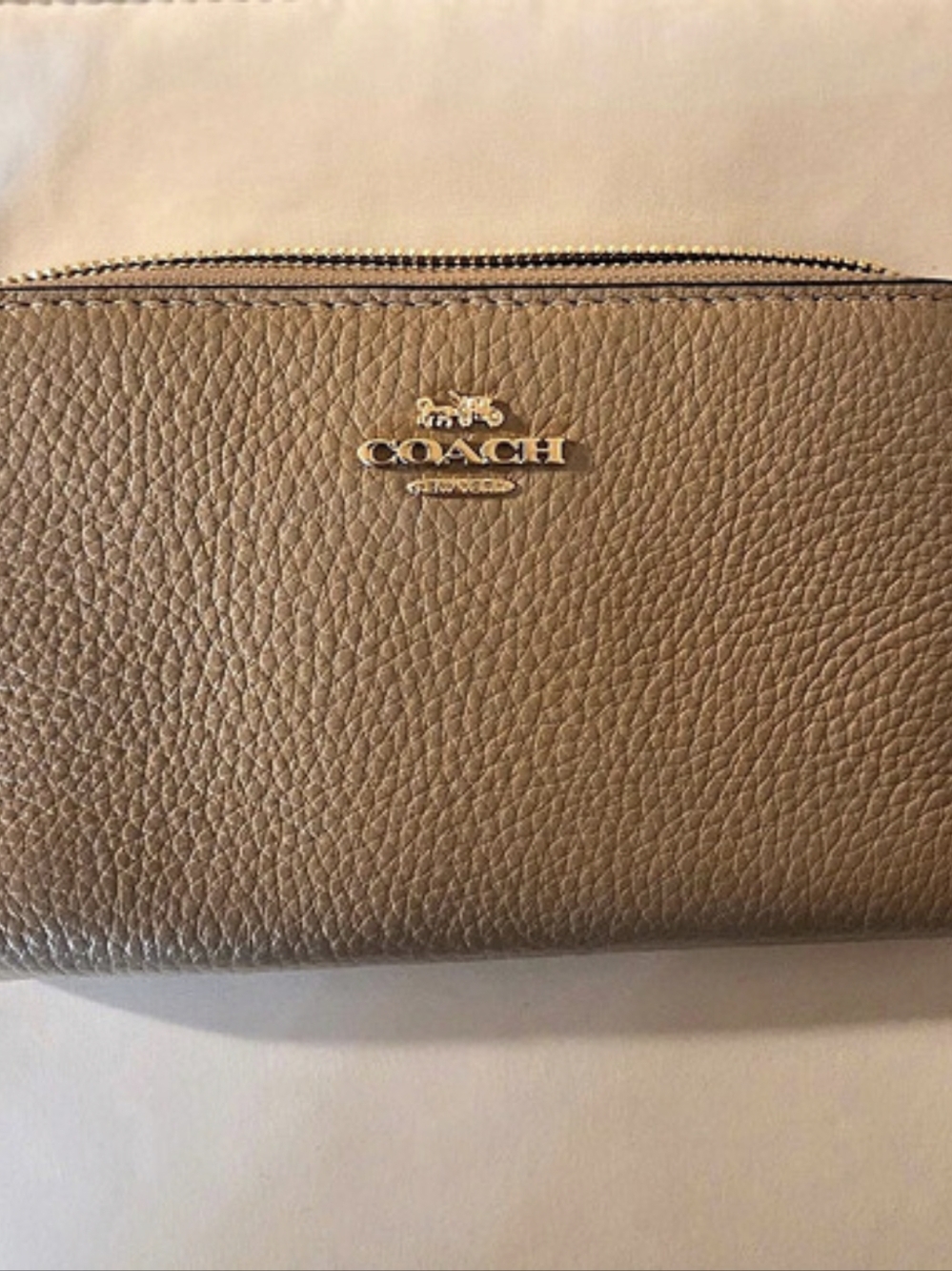 Coach Medium ID Zip Around Wallet C4124 Brown